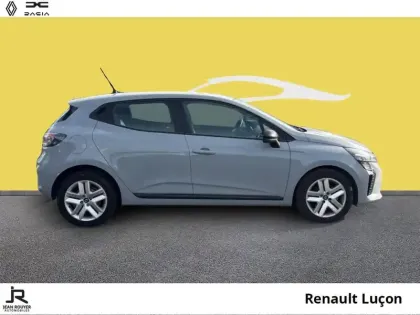 Photo 12 Renault Clio  1.5 dCi 100ch Evolution - 25