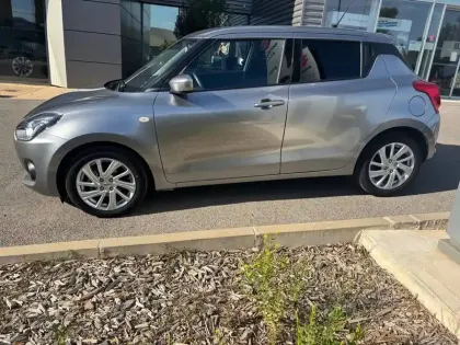 Photo 8 Suzuki Swift  1.2 Dualjet Hybrid 83ch Privilège Auto