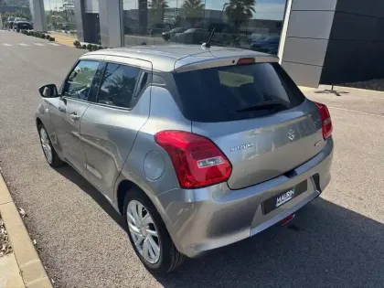 Photo 7 Suzuki Swift  1.2 Dualjet Hybrid 83ch Privilège Auto