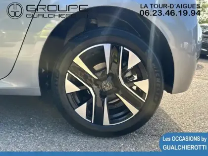 Photo 11 Peugeot 208  1.2 PureTech 100ch S&S Allure