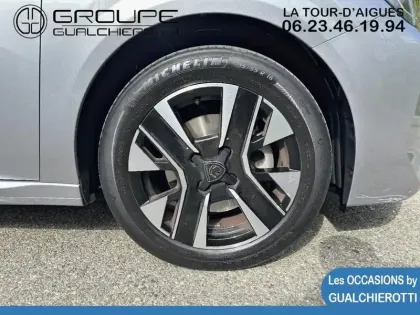 Photo 13 Peugeot 208  1.2 PureTech 100ch S&S Allure