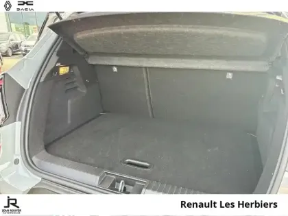 Photo 6 Renault Captur  1.8 E-Tech full hybrid 160ch Techno - 25