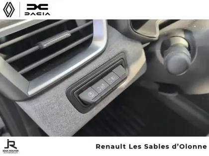 Photo 14 Renault Clio  1.5 dCi 100ch Evolution - 25