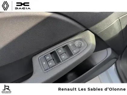 Photo 13 Renault Clio  1.5 dCi 100ch Evolution - 25
