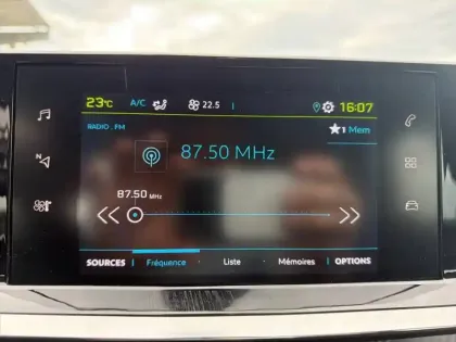 Photo 14 Peugeot 208  Electrique 50 kWh 136ch
