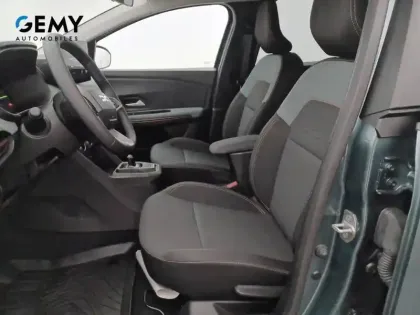 Photo 8 Dacia Jogger  Hybrid 155 7 pl
