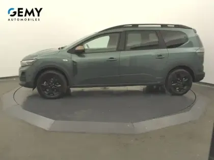 Photo 18 Dacia Jogger  Hybrid 155 7 pl