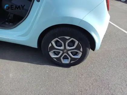 Photo 10 Renault Twingo  III E-Tech