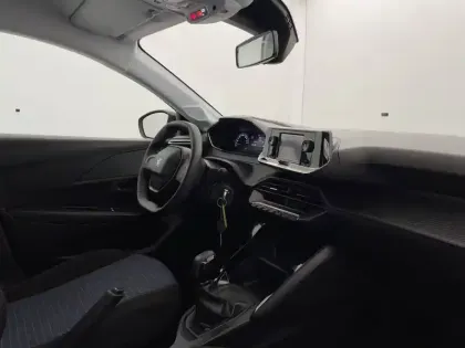 Photo 26 Peugeot 208  PureTech 75 S&S BVM5