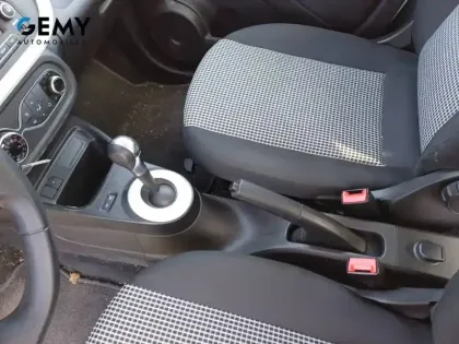Photo 11 Renault Twingo  III E-Tech