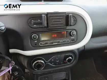 Photo 14 Renault Twingo  III E-Tech