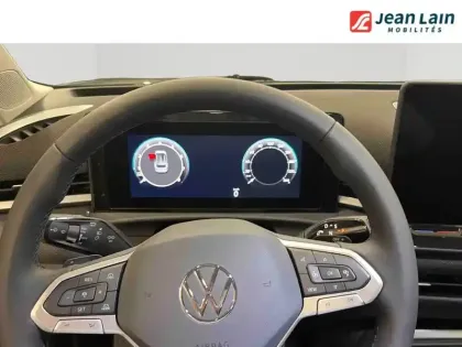 Photo 10 Volkswagen T-roc  1.5 eTSI EVO2 Hybrid 116 ch DSG7
