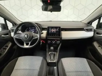 Photo 7 Renault Clio  E-Tech hybride 145