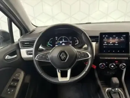 Photo 28 Renault Clio  E-Tech hybride 145