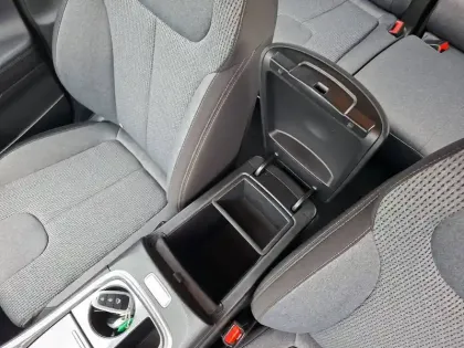 Photo 34 Hyundai Santa Fe  1.6 T-GDi Hybrid 230 BVA6