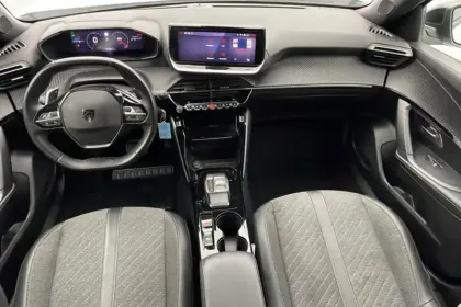 Photo 44 Peugeot 2008  BlueHDi 130 S&S EAT8