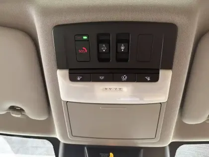 Photo 25 Nissan X-trail  e-POWER 213 ch e-4ORCE 5 Places