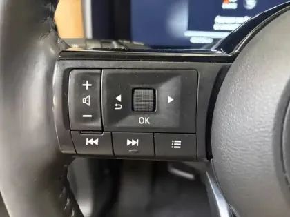 Photo 13 Nissan X-trail  e-POWER 213 ch e-4ORCE 5 Places