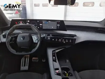 Photo 7 Peugeot 5008  Hybrid 136 e-DCS6