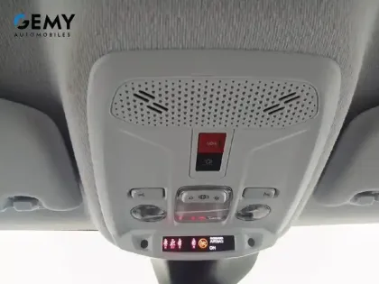 Photo 16 Peugeot 208  Hybrid 100 e-DCS6