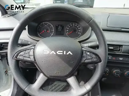 Photo 14 Dacia Sandero  SCe 65