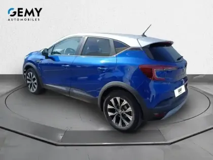 Photo 6 Renault Captur  E-Tech full hybrid 145