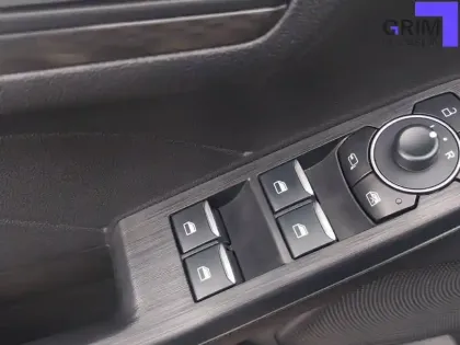 Photo 22 Ford Kuga  2.5 Duratec 180 ch FlexiFuel FHEV E85 Powershift