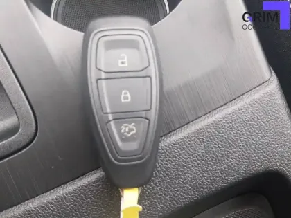 Photo 25 Ford Kuga  2.5 Duratec 180 ch FlexiFuel FHEV E85 Powershift