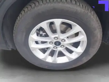 Photo 12 Ford Kuga  2.5 Duratec 180 ch FlexiFuel FHEV E85 Powershift