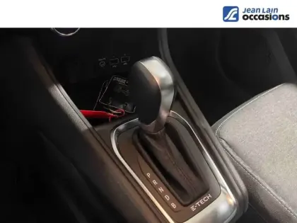 Photo 14 Renault Captur  E-Tech full hybrid 145