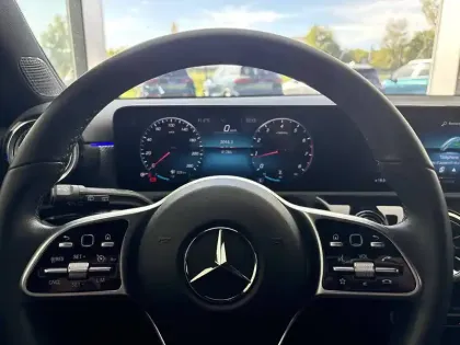 Photo 8 Mercedes Classe A  180 BM6