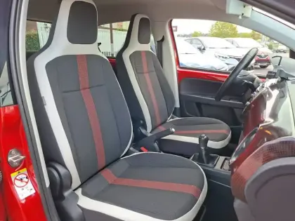 Photo 23 Volkswagen Up  1.0 90 BlueMotion Technology BVM5