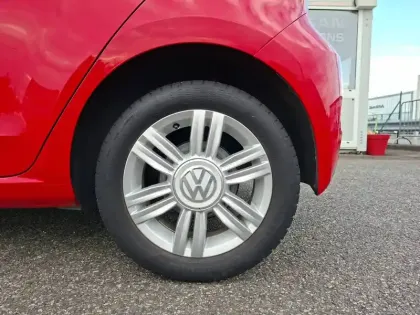 Photo 21 Volkswagen Up  1.0 90 BlueMotion Technology BVM5