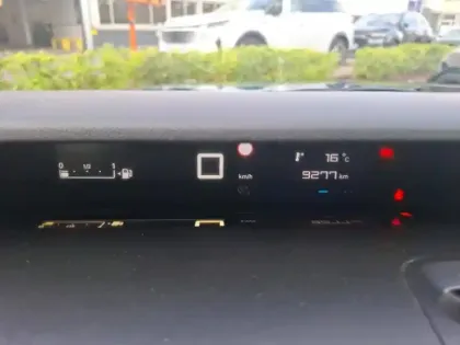 Photo 11 Citroën C3  Turbo 100 ch Manuelle
