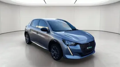 Photo 8 Peugeot 208  Electrique 50 kWh 136ch