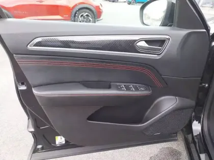Photo 10 Renault Arkana  E-Tech hybride 145