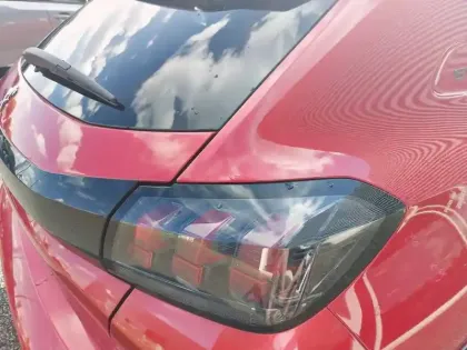 Photo 16 Peugeot 208  Electrique 50 kWh 136ch