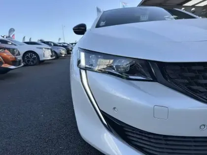 Photo 15 Peugeot 508  SW Hybrid 225 e-EAT8