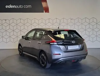 Photo 7 Nissan Leaf  Electrique 40kWh