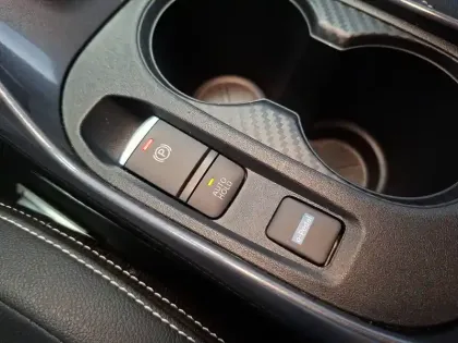 Photo 45 Nissan Juke  HYBRID 143