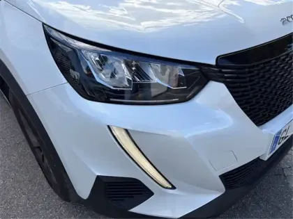 Photo 43 Peugeot 2008 PURETECH 100 S&S BVM6