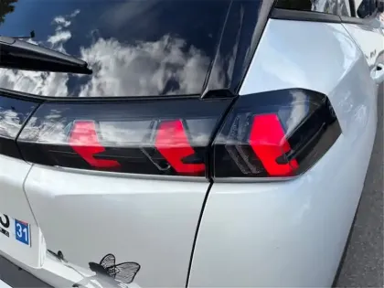 Photo 33 Peugeot 2008 PURETECH 100 S&S BVM6