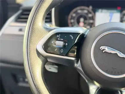 Photo 13 Jaguar F-Pace 2.0 - P400E PHEV AWD BVA8