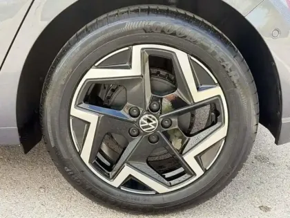 Photo 5 Volkswagen Polo FL 1.0 TSI 95 CH DSG7 STYLE