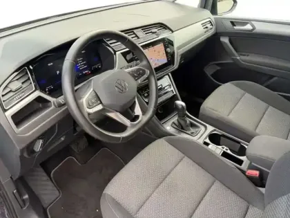 Photo 8 Volkswagen Touran 2.0 TDI 150 DSG7 7pl VW Edition