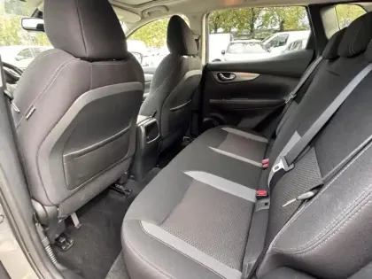 Photo 16 Nissan Qashqai  1.3 DIG-T 140ch N-Connecta 2019 Euro6-EVAP