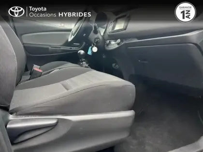 Photo 11 Toyota Yaris  100 VVT-i Dynamic ConfTSS LCA