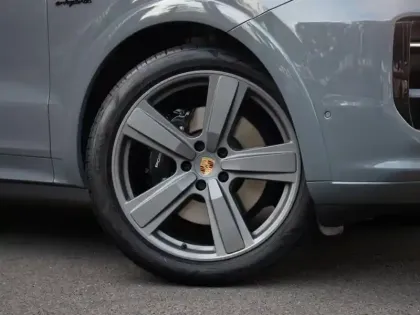 Photo 14 Porsche Cayenne  Coupé 3.0 V6 470ch E-Hybrid