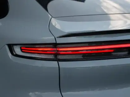 Photo 8 Porsche Cayenne  Coupé 3.0 V6 470ch E-Hybrid