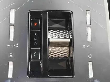 Photo 13 DS N8 N°8 Electrique 230ch 73,7kWh Pallas
